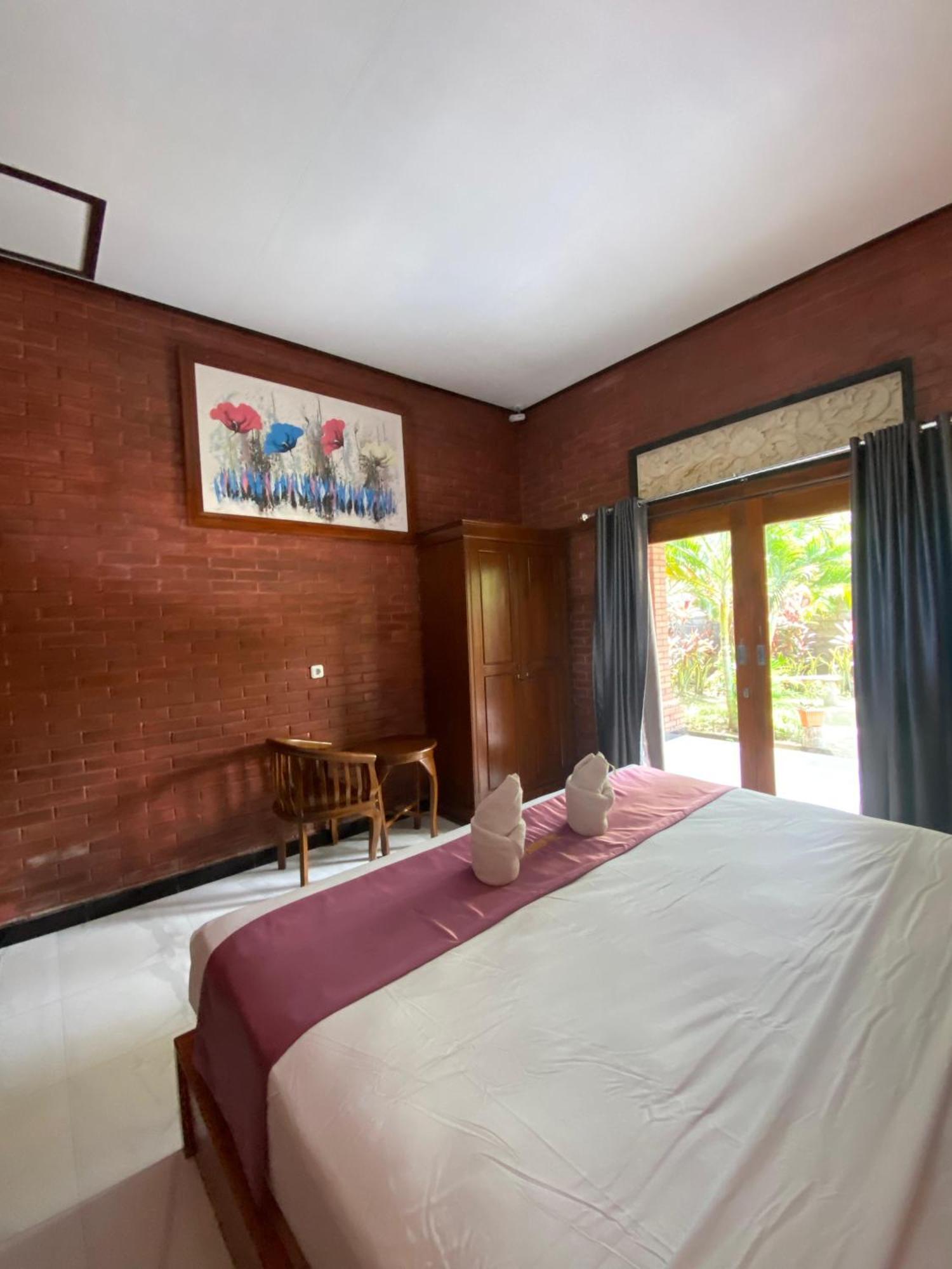 Tebu Menjangan Homestay Banyuwedang Exterior foto